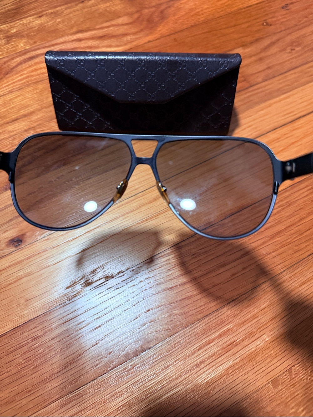 Gucci Black Aviator Sunglasses with Dark Lenses GG 2252/S - Picture 5 of 11